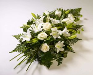 Букет из белых цветов, фото