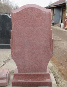 Памятник из индийского гранита фото